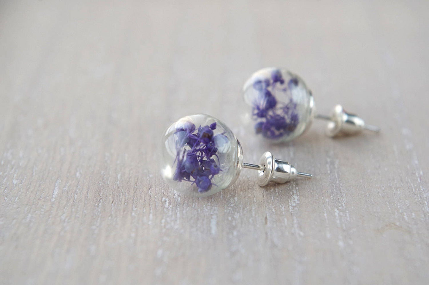 Purple flower stud earrings small real flower earrings natural flower jewelry botanical glass globe birthday gift Mother's Day gift