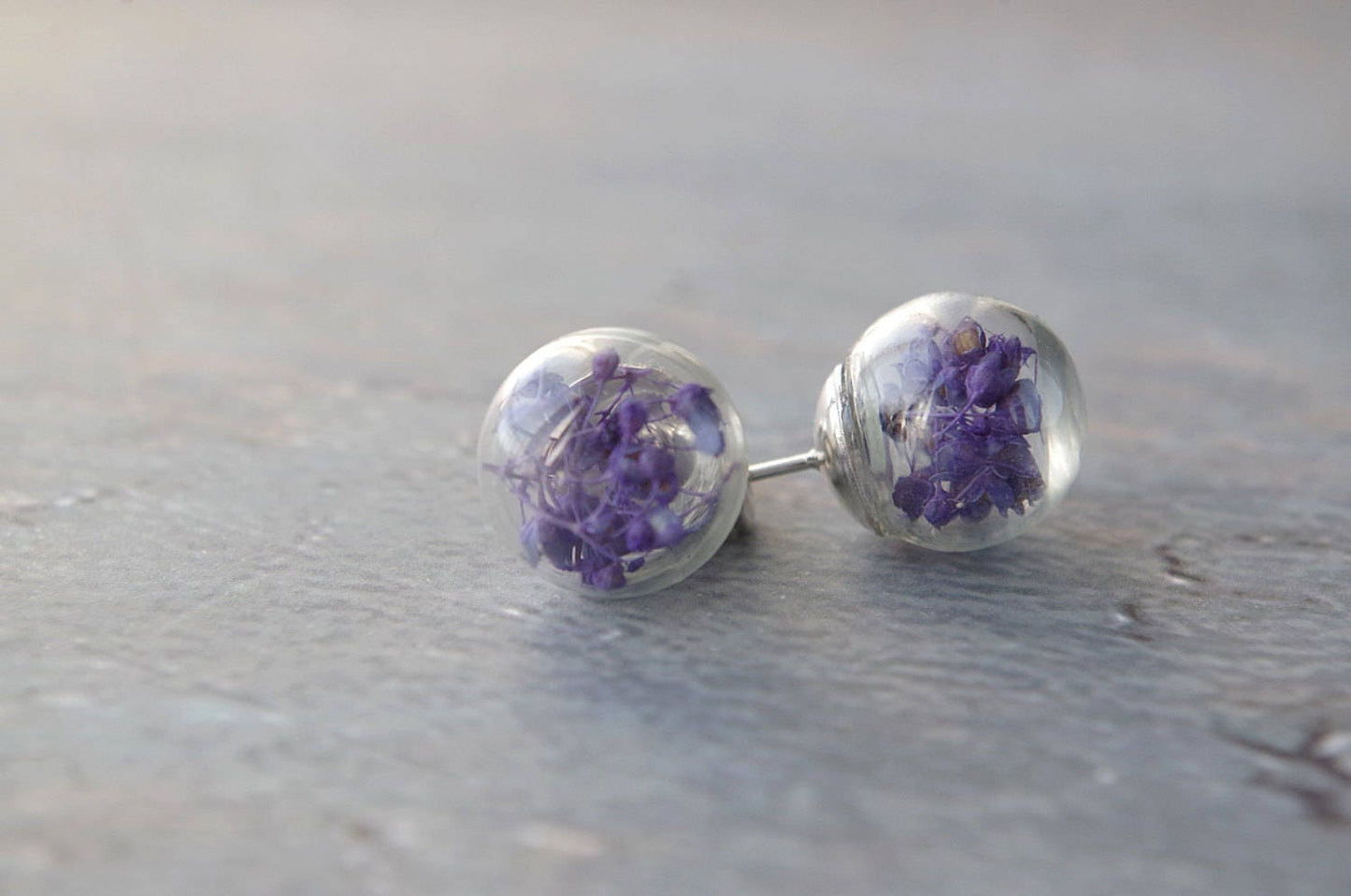 Purple flower stud earrings small real flower earrings natural flower jewelry botanical glass globe birthday gift Mother's Day gift