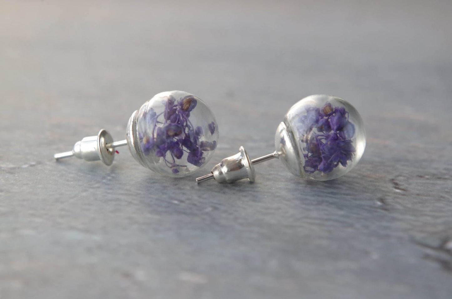 Purple flower stud earrings small real flower earrings natural flower jewelry botanical glass globe birthday gift Mother's Day gift