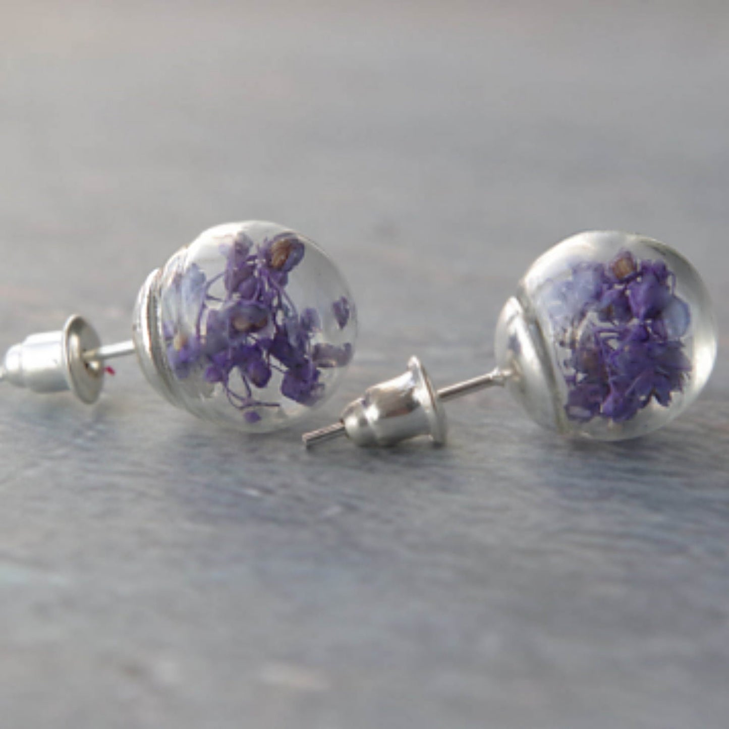 Purple flower stud earrings small real flower earrings natural flower jewelry botanical glass globe birthday gift Mother's Day gift