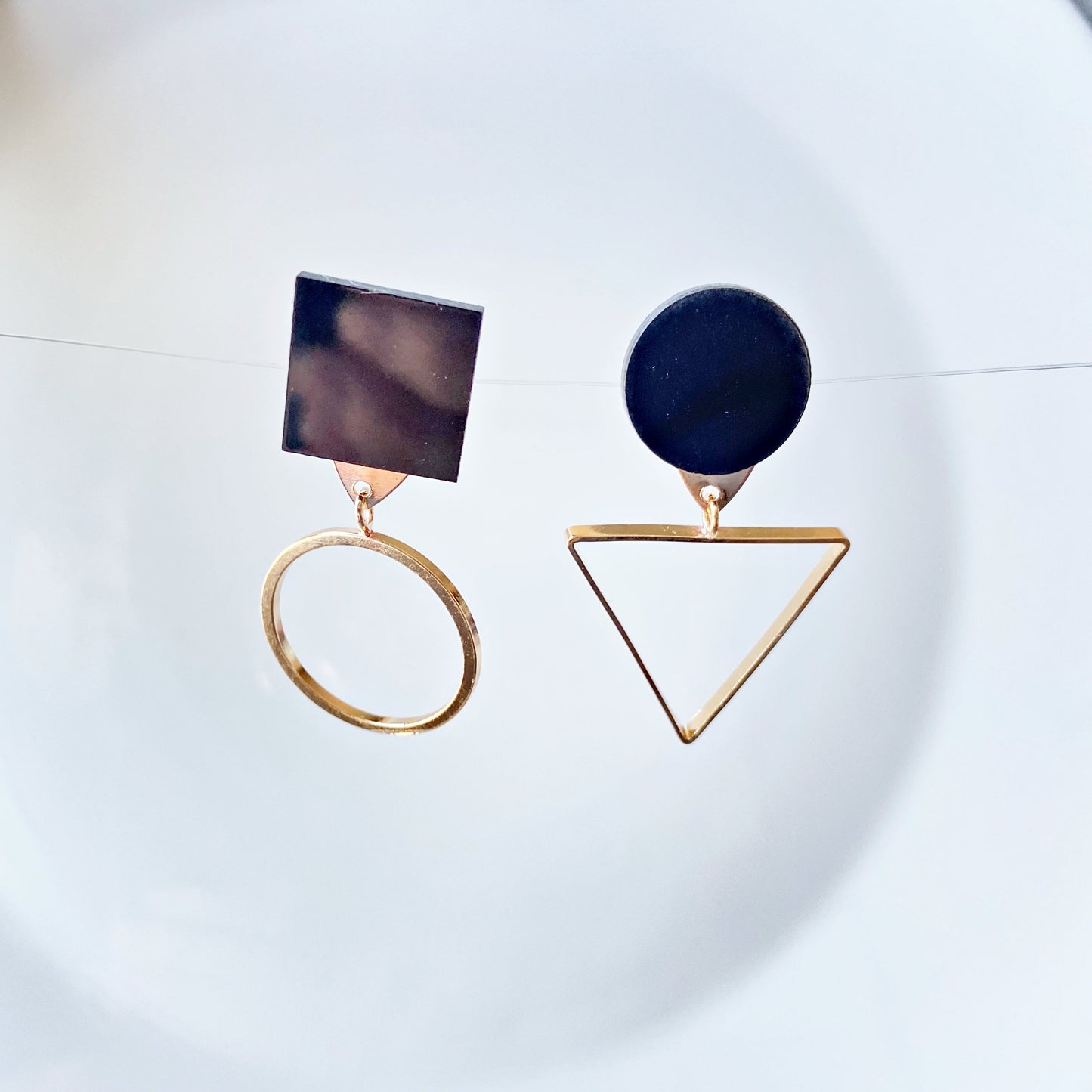 Mismatched Statement Hoop Earrings Geometrical Black Jewelry Asymmetrical Gold Dangle Earrings for Women