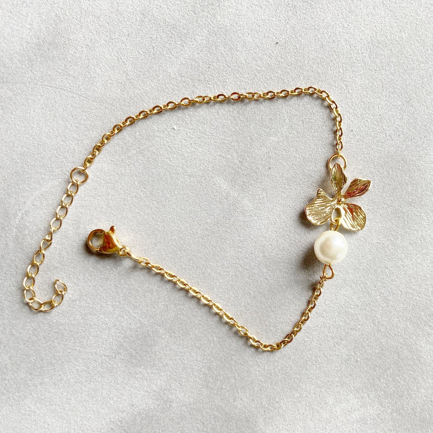 Bracelet orchids gold with pearl Bridesmaid Gift for women Gold Wedding Bracelet