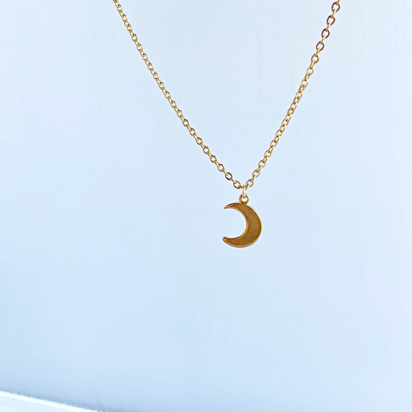 Moon necklace for women gift for best friends Gold crescent Moon Celestial jewelry gifts for mom and daughter