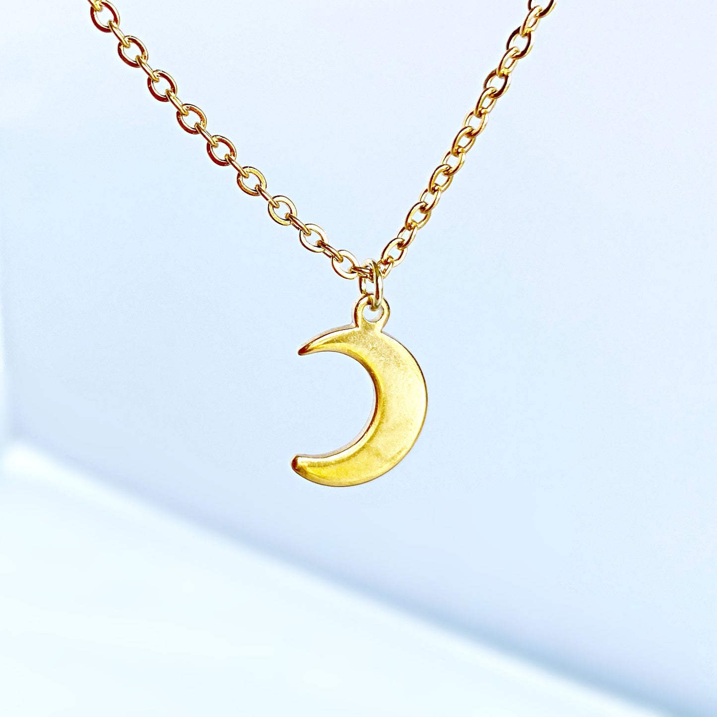 Moon necklace for women gift for best friends Gold crescent Moon Celestial jewelry gifts for mom and daughter