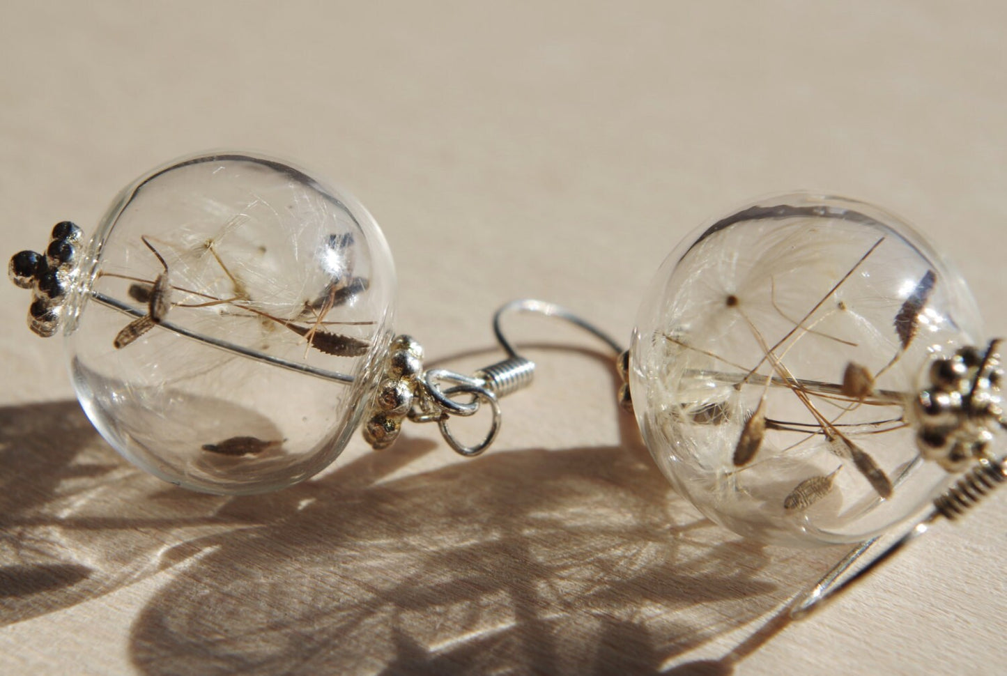 Dandelion earrings Glass globe earrings Dandelion dangle earrings Romantic Jewelry Hypoallergenic dandelion seed earrings Terrarium Jewelry